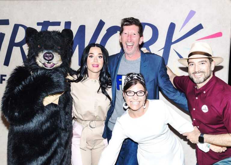 katy perry and matthew mason as the realistic bear party at the firework foundation