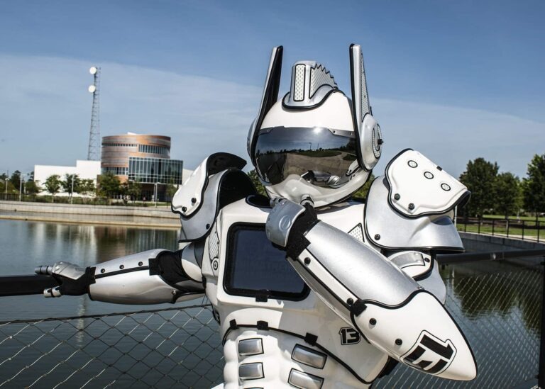 amazing robot suit for hire